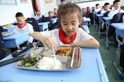 和孩子们一起来吃瓜